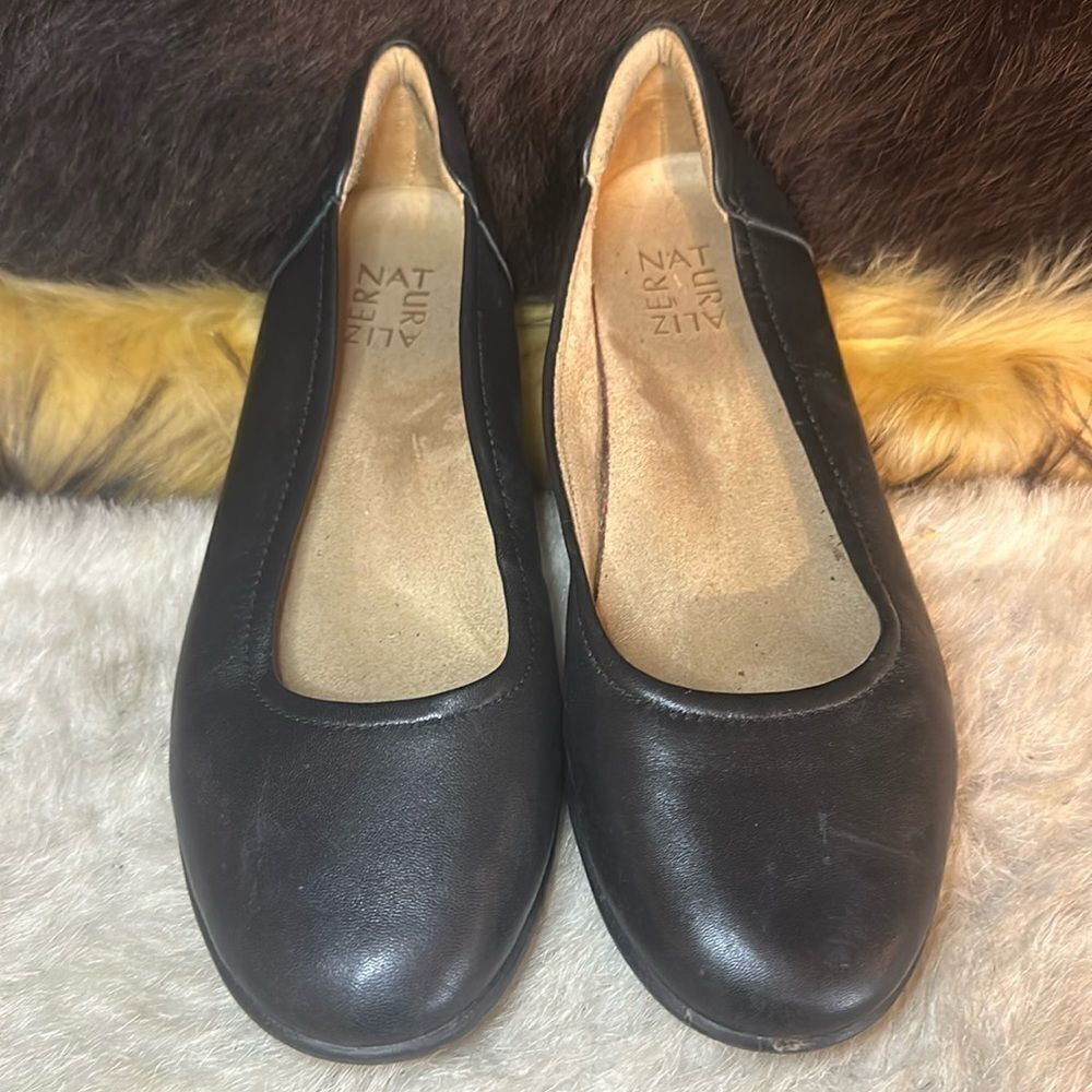 Naturlizer shoes 8.5 (7001)